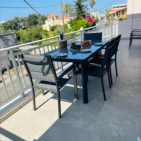 Flev's House With Jacuzzi & Rooftop Bbq *