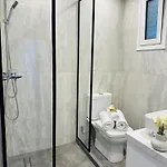 Apartament Flev's House With Jacuzzi & Rooftop Bbq Kremastí