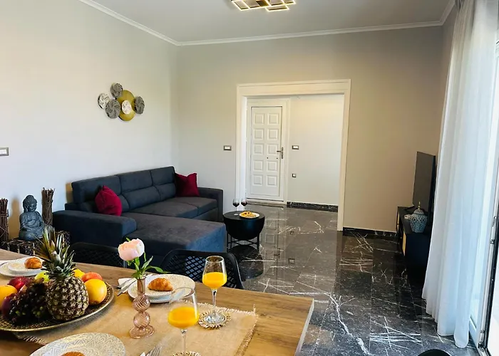 Flev's House With Jacuzzi & Rooftop Bbq * Kremastí